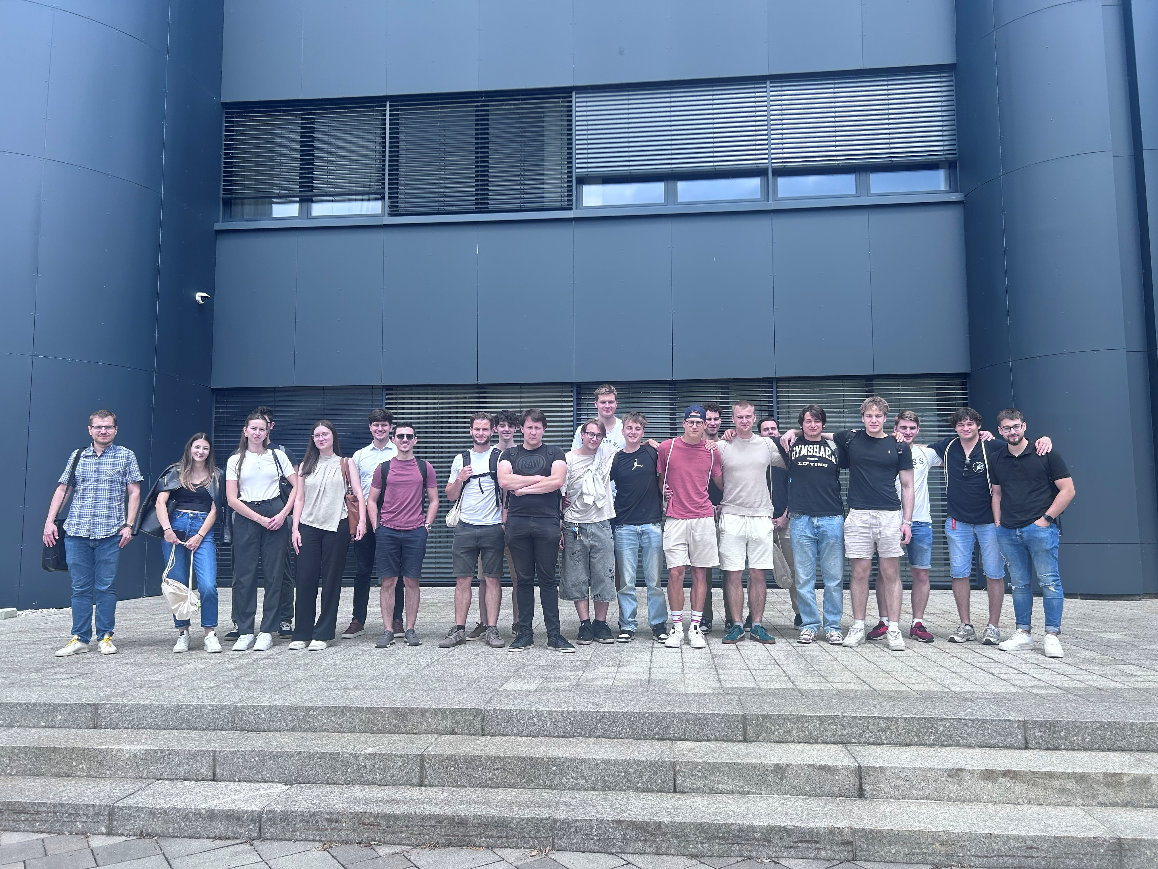 Obisk študentov Fakultete za elektrotehniko Univerze v Ljubljani