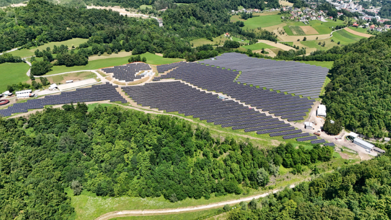 Sončna elektrarna Prapretno 2 in 3 moči 6.675 kWp z baterijskim hranilnikom